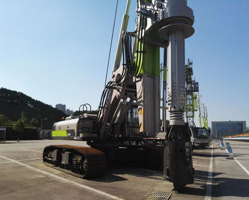 Profundidade de furo de empilhamento hidráulica 62m da máquina de Zoomlion Zr160c-3